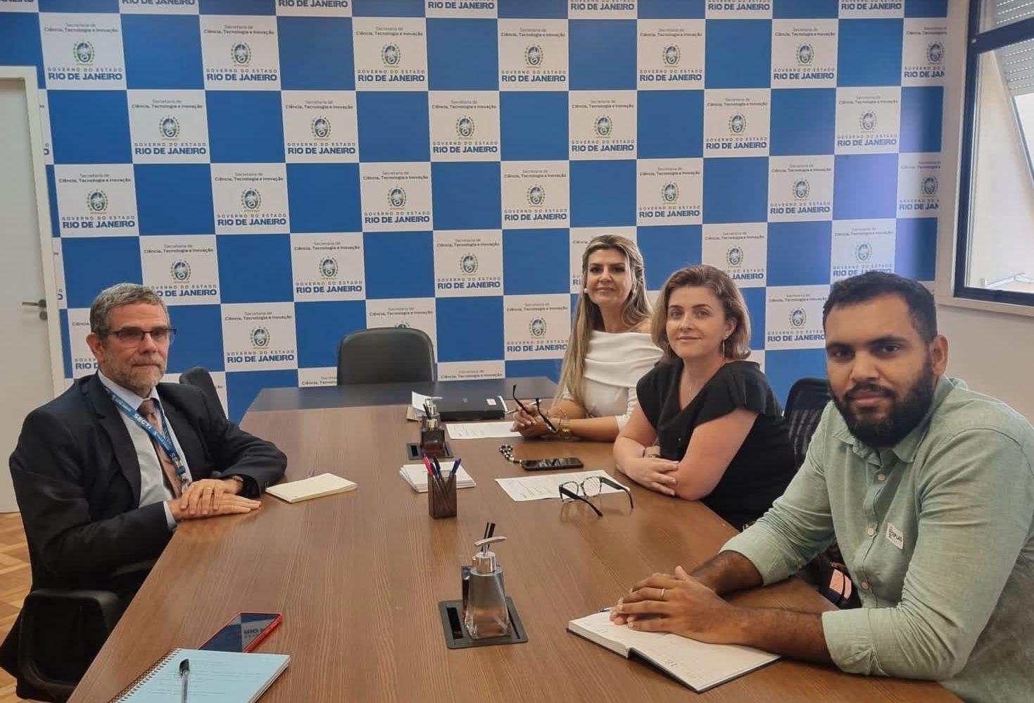  Presidente Funita se reune com autoridades sobre nova sede